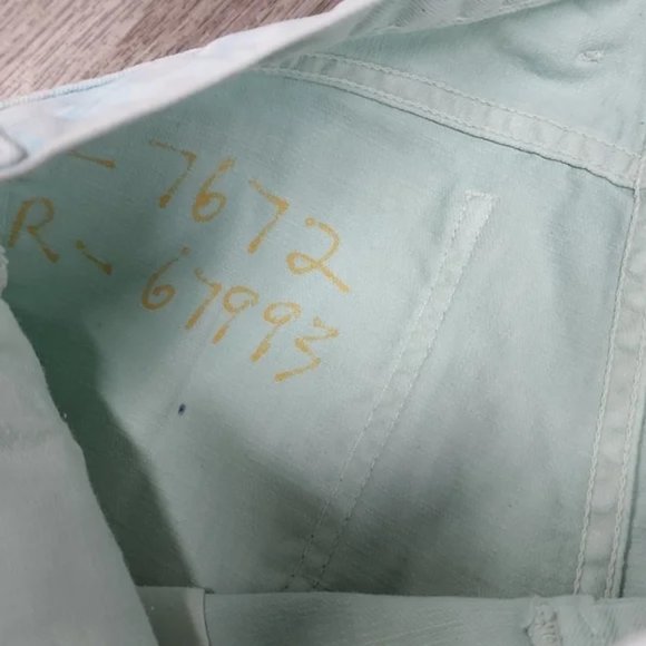 Current Elliott Jean Boyfriend Shorts - Picture 10 of 10